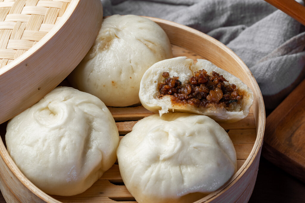 Char Siu Bao (Chinese Steamed BBQ Pork Buns) Recipe, homemade steamed buns with BBQ pork filling